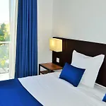 Hilltop Oasis Lisboa מלון