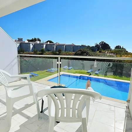 Hilltop Oasis Lisboa 4* Oeiras