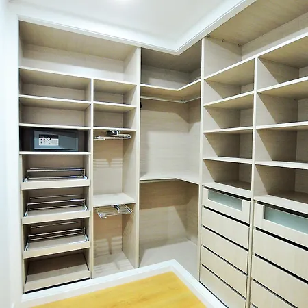 Hotel Hilltop Oasis Lisboa 4*