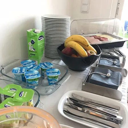 Hilltop Oasis Lisboa Hotel 4*