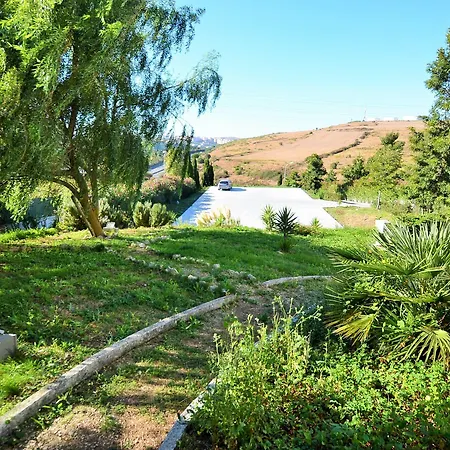 Hilltop Oasis Lisboa Oeiras