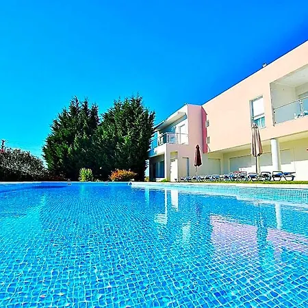 Hilltop Oasis Lisboa 4*