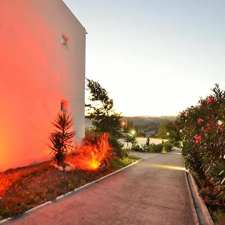 Hilltop Oasis Lisboa Hotel Oeiras