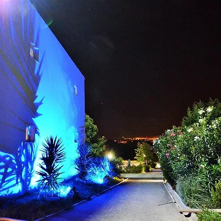 Hotel Hilltop Oasis Lisboa 4*