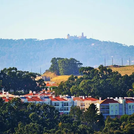 Hilltop Oasis Lisboa Hotel 4*