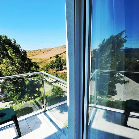 Hilltop Oasis Lisboa