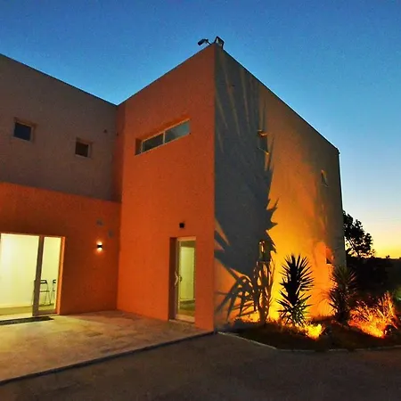 Hilltop Oasis Lisboa