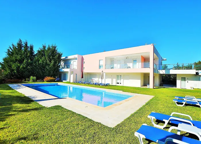 Hilltop Oasis Lisboa 奥埃拉斯