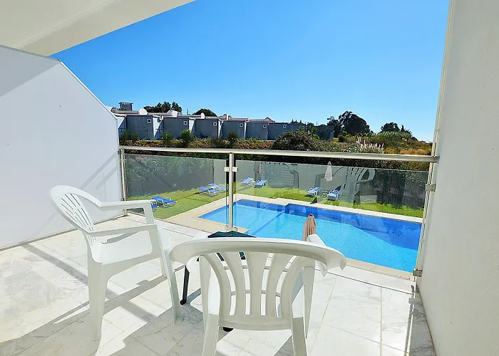 Hilltop Oasis Lisboa 4* 奥埃拉斯