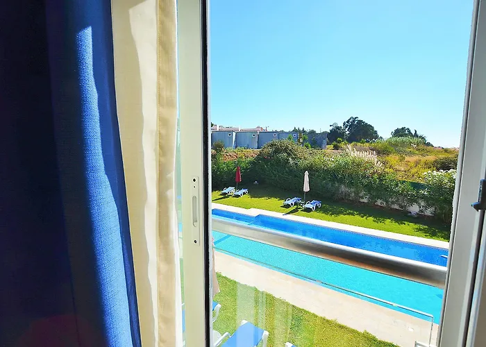Hilltop Oasis Lisboa 4*