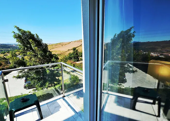 Hilltop Oasis Lisboa 奥埃拉斯
