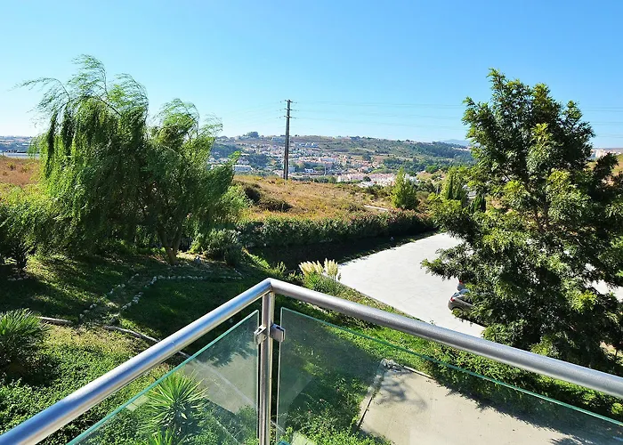Hilltop Oasis Lisboa 奥埃拉斯
