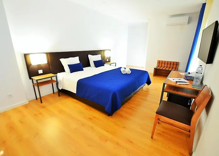 Hilltop Oasis Lisboa